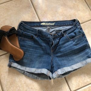 Old Navy Boyfriend Short Size 4